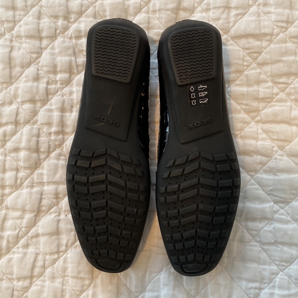 NWT Geox patent leather loafer! - Picture 3 of 9
